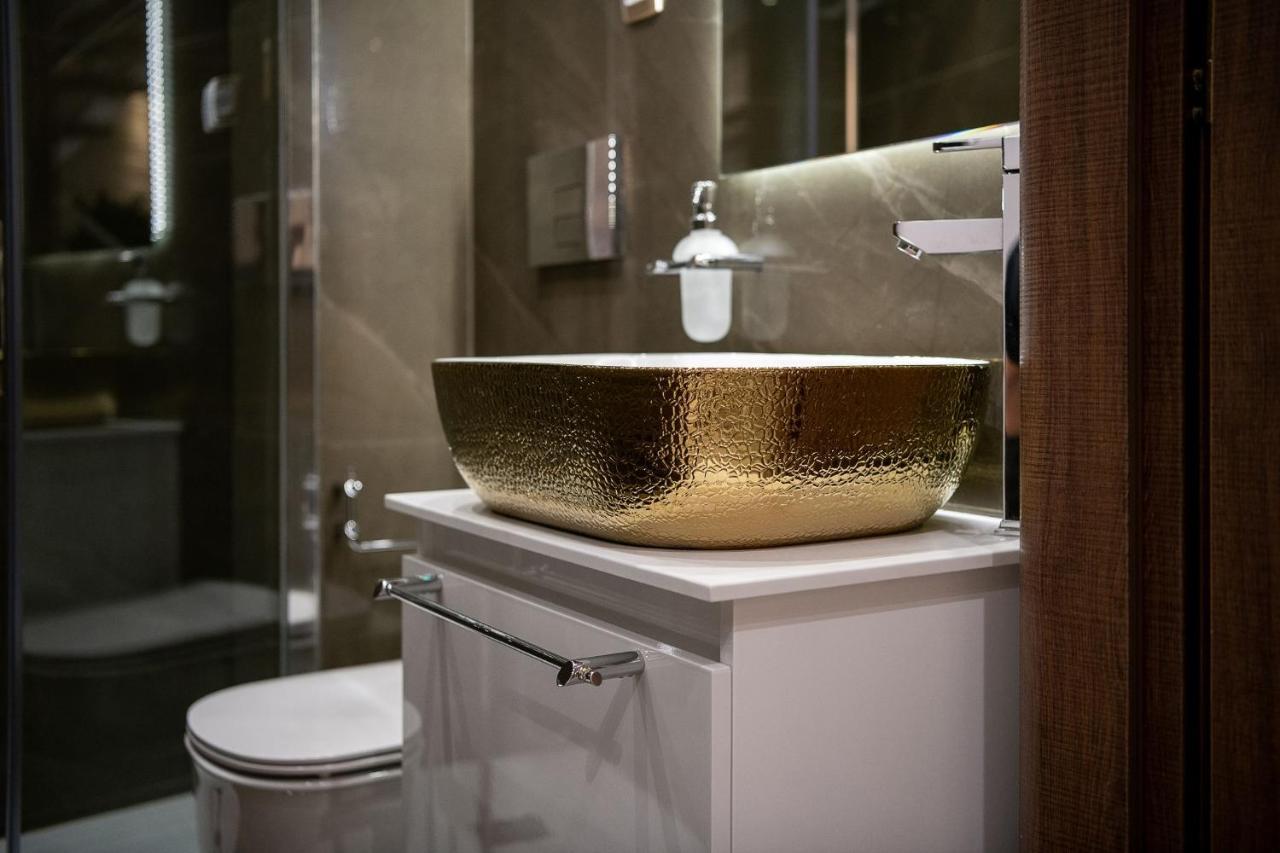 Castello Luxury Residence With Private Jacuzzi Chania  Bagian luar foto
