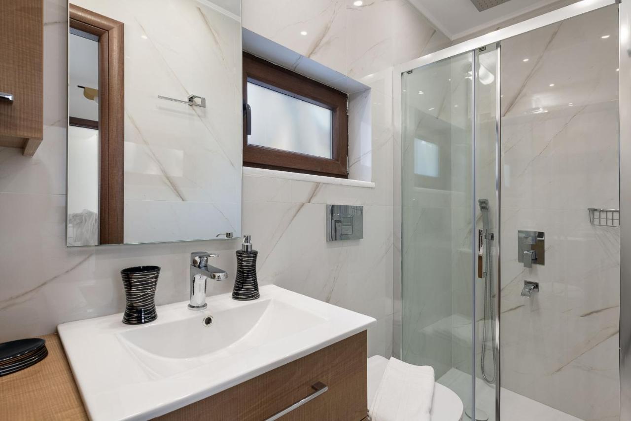 Castello Luxury Residence With Private Jacuzzi Chania  Bagian luar foto